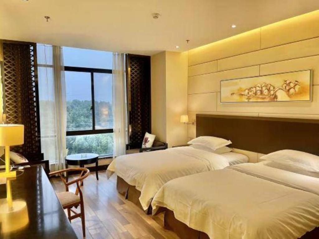 Jinjiang Metropolo Hotel - Liyang Tianmu Lake Changzhou  Exterior foto